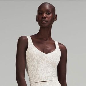 Brand new Lululemon align cropped tank size 2 (bought wrong size-never worn)